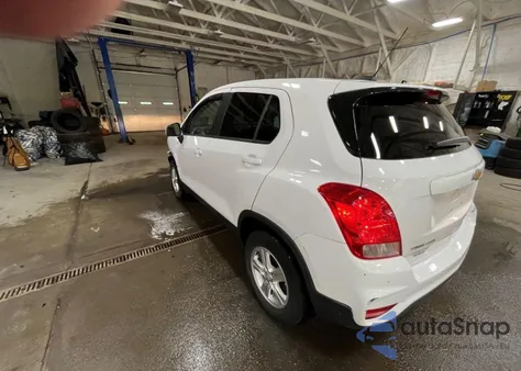 2019 Chevrolet Trax Ls z USA, uszkodzony, nr VIN 3GNCJNSB9KL354084
